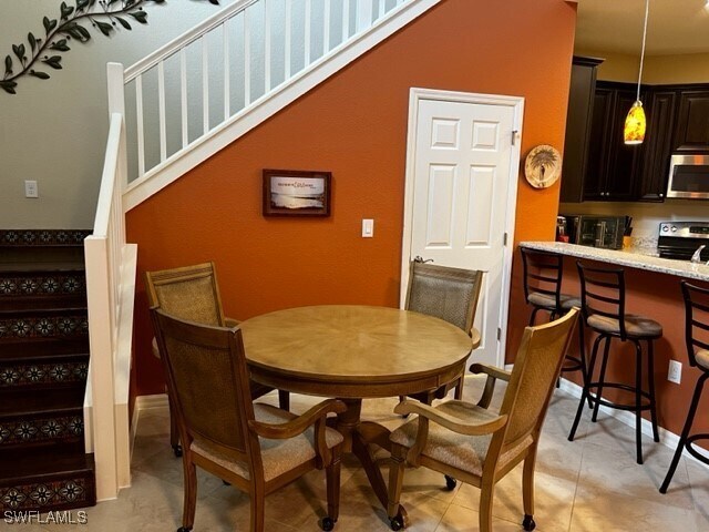 Photo - 9065 Albion Ln N