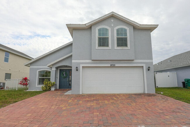 Building Photo - 9725 Starboard Dr Rental