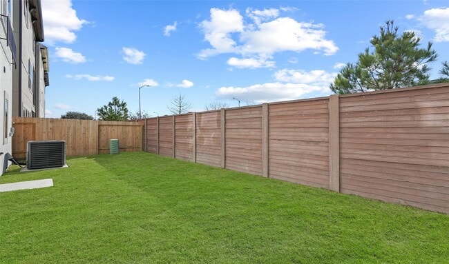 Photo - 10609 Centre Green Way