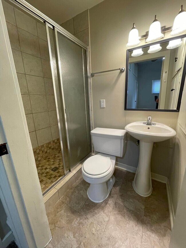 2420 Hoagland Ave Apartments For Rent in Fort Wayne, IN