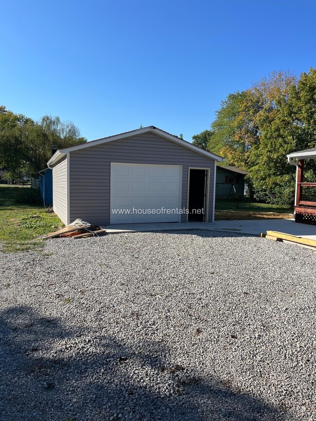 Photo - 511 N Maple St