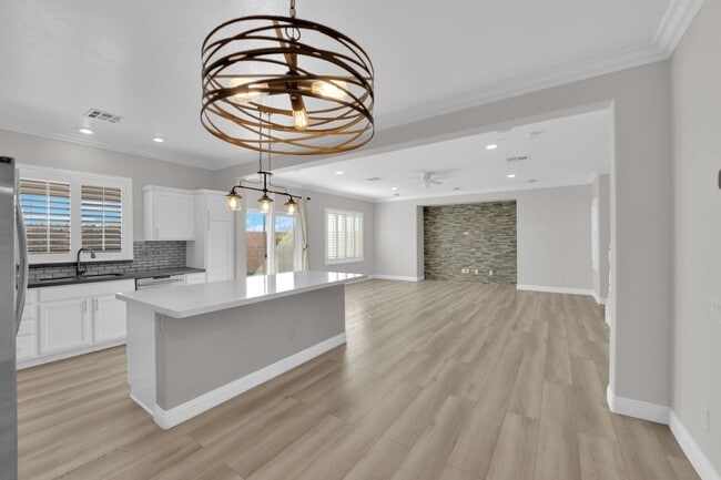 Photo - Upgraded 3 Bedrooms, 2.5 Bathrooms home in...