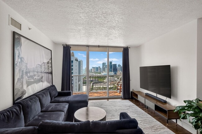 Photo - 1750 N Bayshore Dr Unit 3706