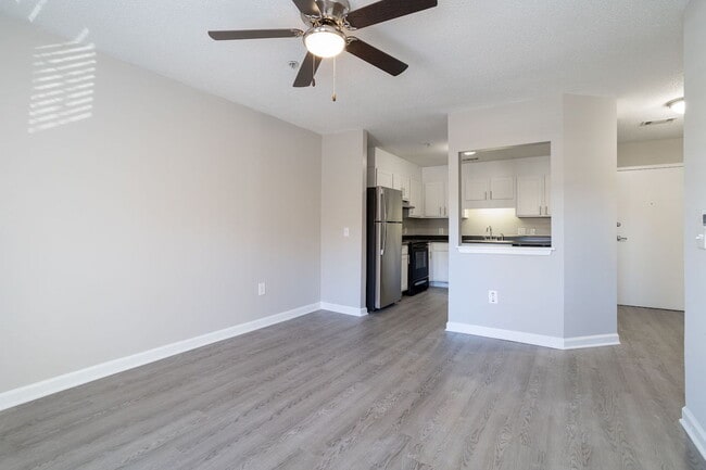 Photo - Avalon Place