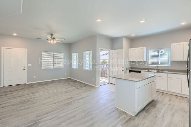 Photo - 7010 N 80th Ave Unit 9