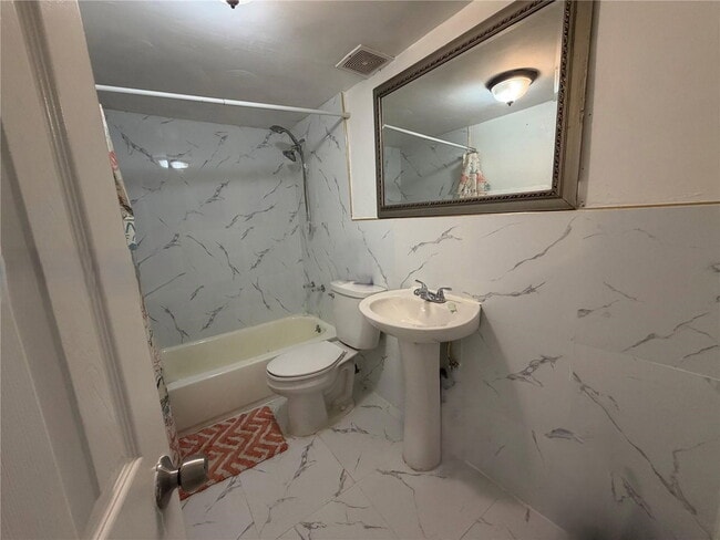 Photo - 4634 NW 185th St