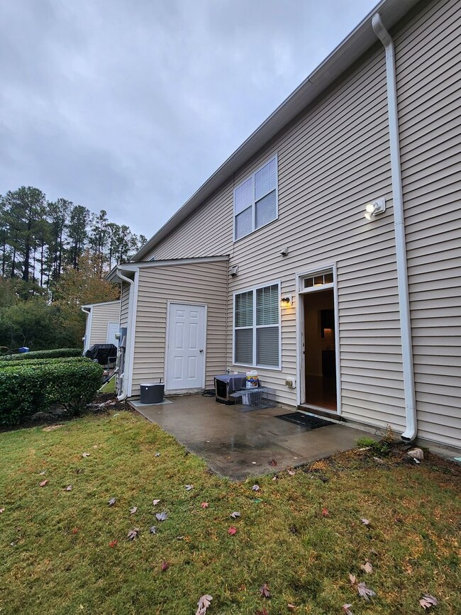 Photo - 3 Bedroom - Cary Townhome in Central Locat...