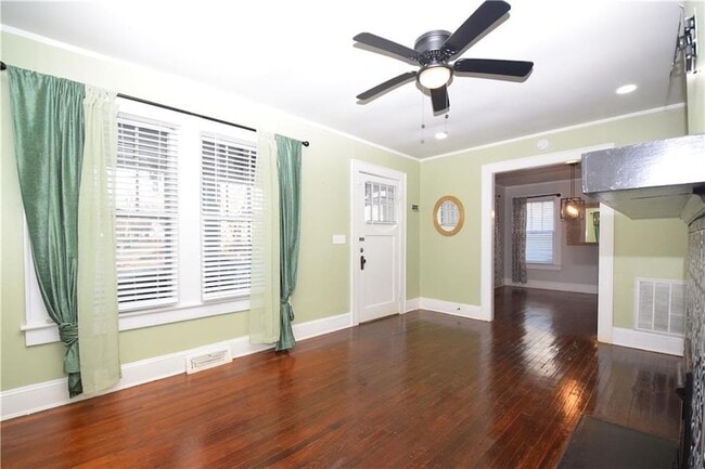 Photo - 3116 Jackson St