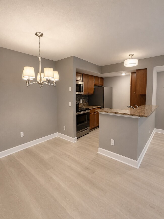 Photo - 5124 Conroy Rd