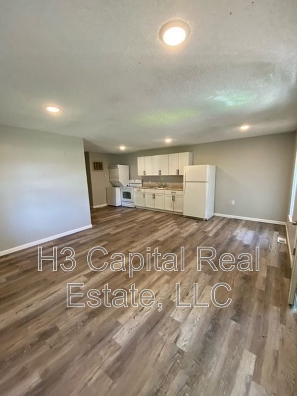 Photo - 4900 Maryville Rd Unidad A