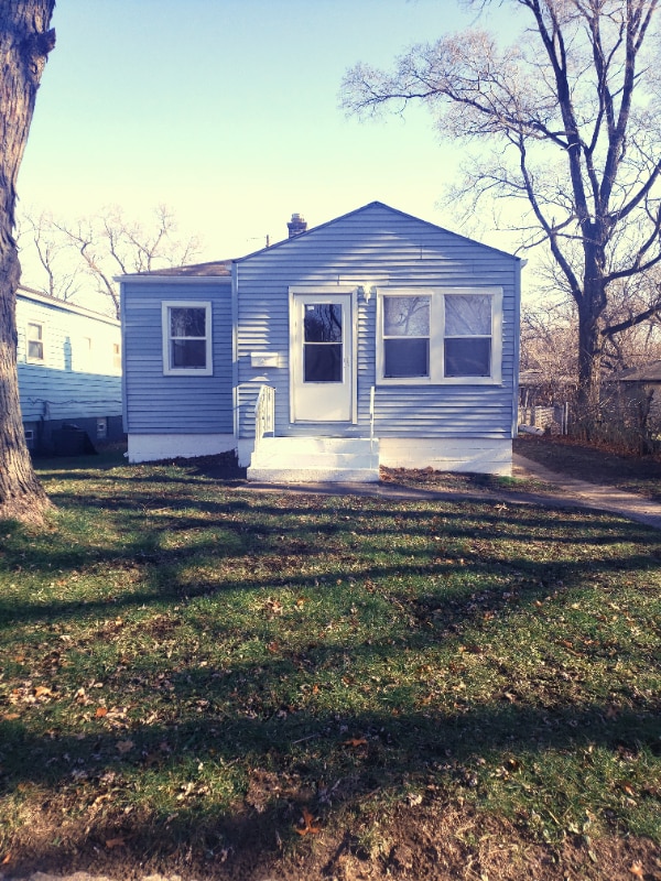 4181 Buchanan St