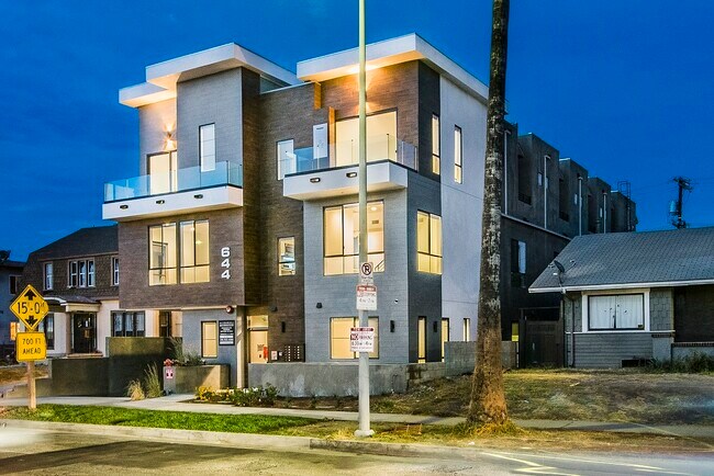 Photo - Normandie Apartments