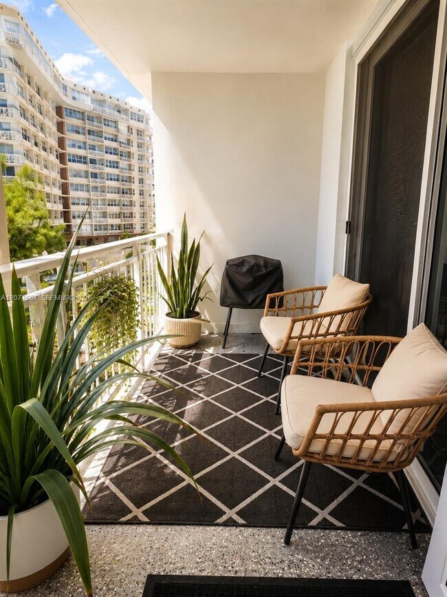 1801 S Ocean Dr Unit 340