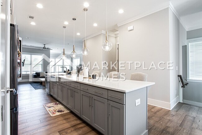 Photo - 3594 Parkhaven Pl