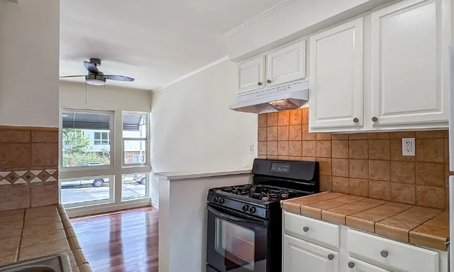 Photo - 1241 N Fairfax Ave Unit 1