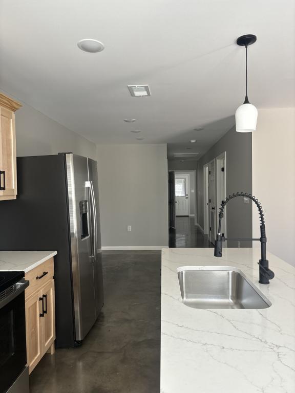 Photo - 2050 Ellis St