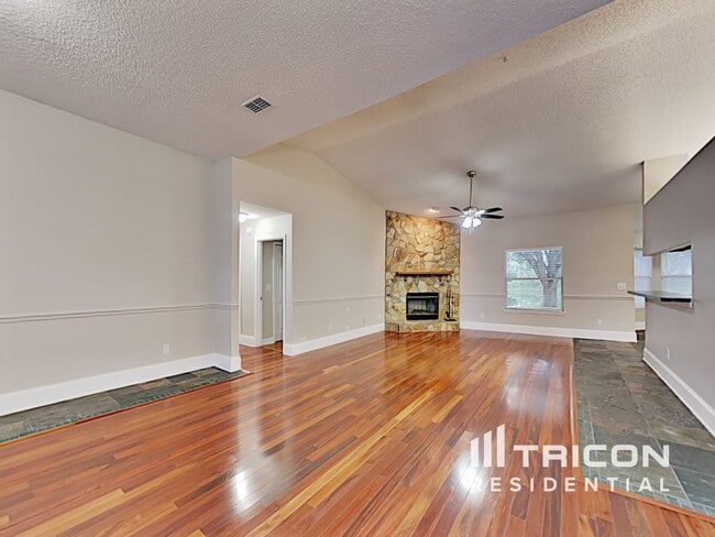 Photo - 477 Federal Hill Rd