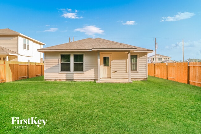 Building Photo - 25589 Roy Rogers Rd Rental