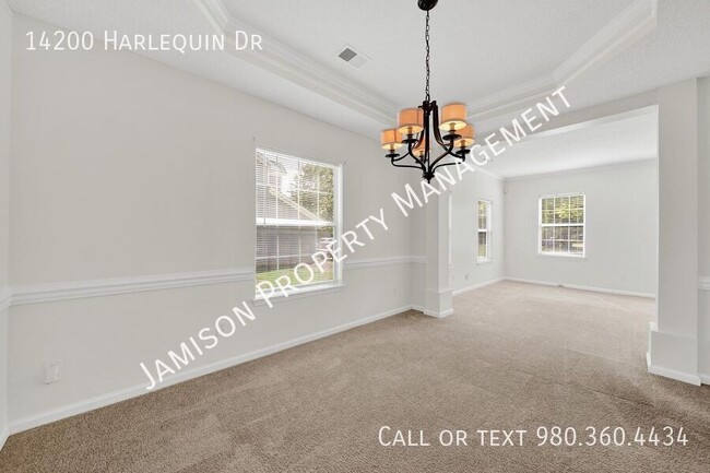 Photo - 14200 Harlequin Dr