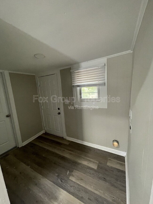 Photo - 19 Powder St NW