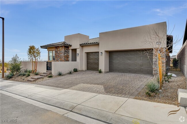 Building Photo - 11837 Grassy Pln Ave Rental