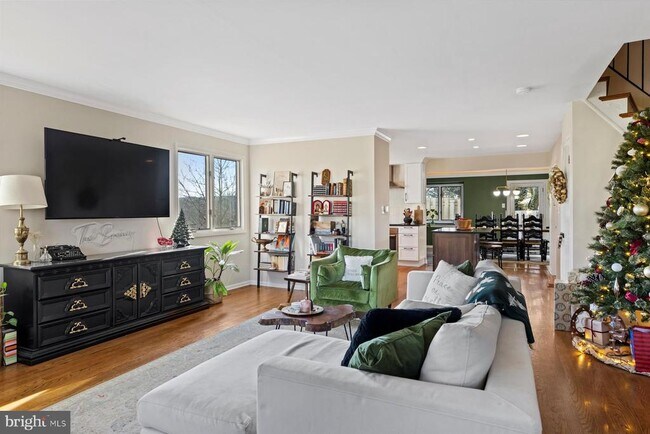 Photo - 64 Parchment Dr