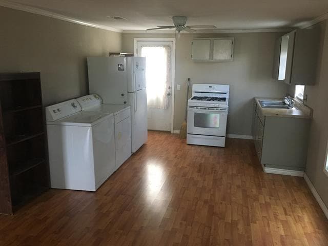 Photo - 438 Cherry St