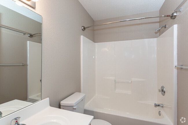 3BR, 2BA - 1430 SF