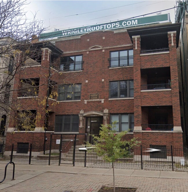 Building Photo - 3645 N Sheffield Ave Unit 1 Rental