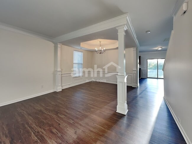 Photo - 10522 Shanon Darby Ln