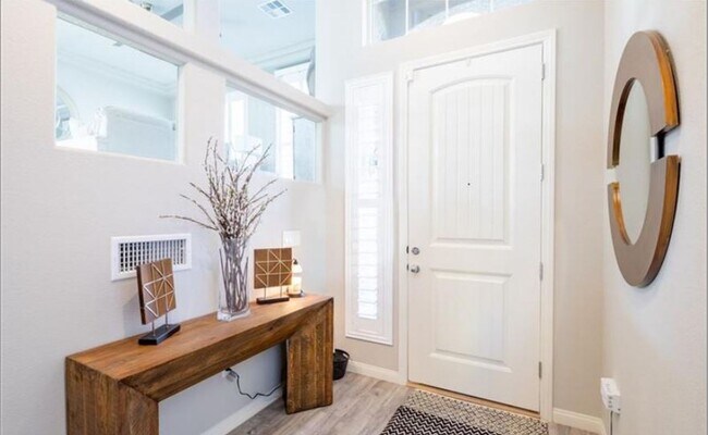 Photo - Luxurious 3-Story Modern Masterpiece in So...