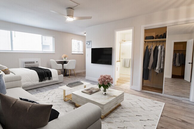 Renovated Studio - Living Area