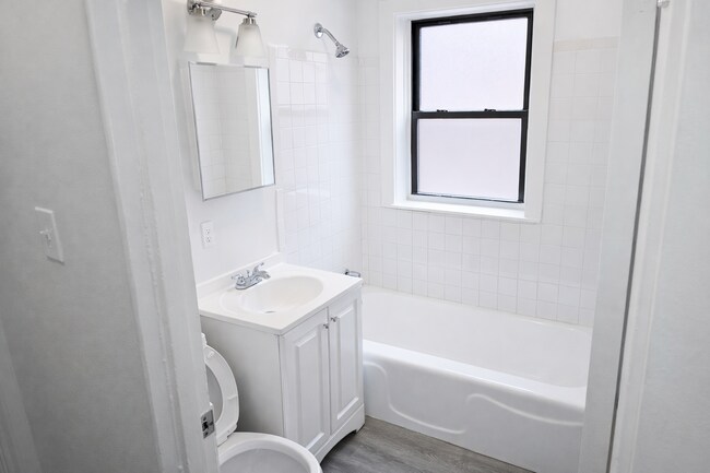 Photo - 6710 S Merrill Ave Unit 2E