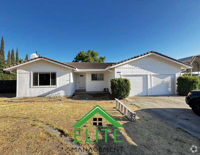 Building Photo - A Charming Single Story Ranch Residence Rental
