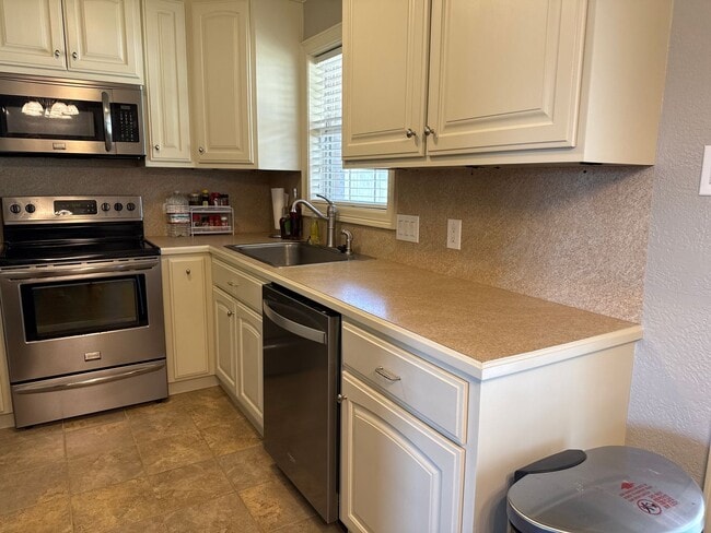 Photo - 1808 Elmer Neely Dr