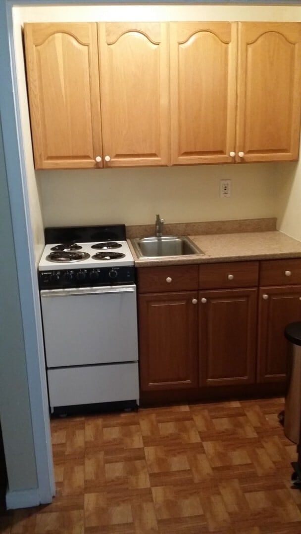 Photo - 1 BDRM APARTMENT FOR RENT.