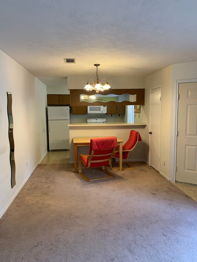 Photo - 2401 Sycamore Ave Unit E7
