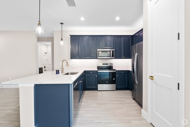 Building Photo - 2659 Tennyson Ave SE Rental
