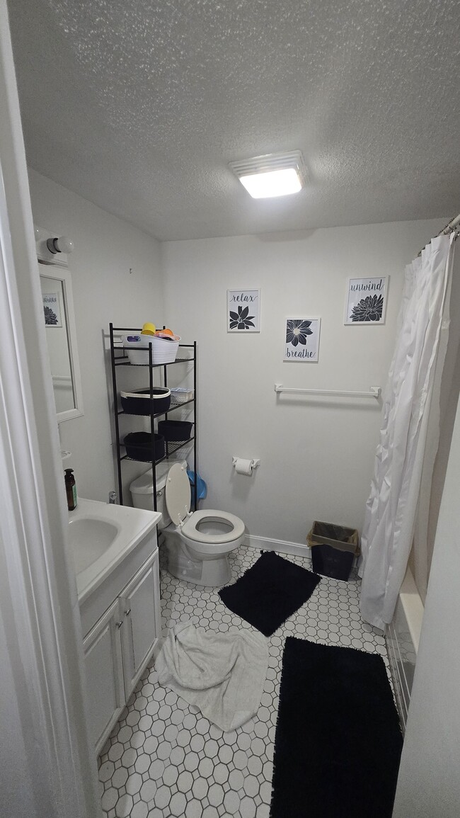 Photo - 31 Devereux St Unit 203