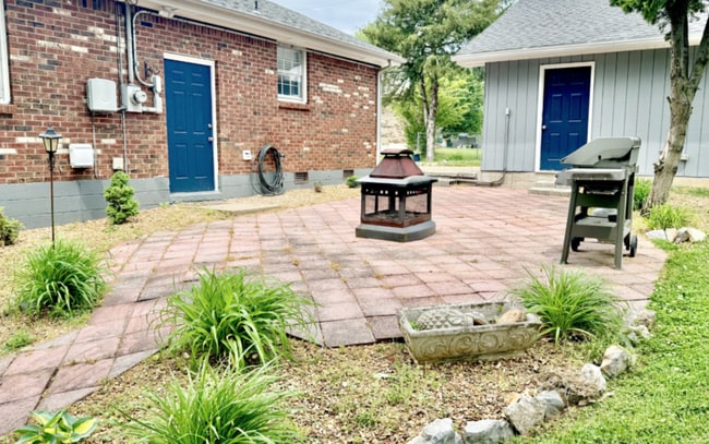 Photo - Beautiful 2-bedroom,1-bath home conveniently located near shopping, dining, schools, and Fort Cam...