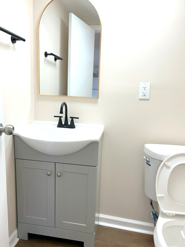 Photo - 107 S Buchanan St Unidad B