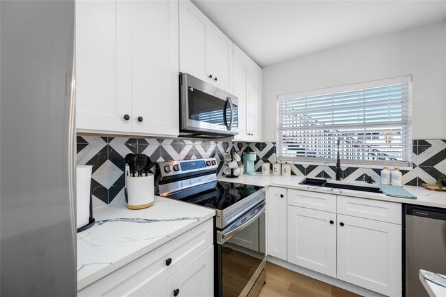 Photo - 1433 S Belcher Rd Unit F9