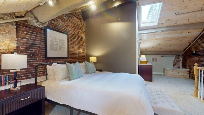 Photo - 2 bedroom in Boston MA 02108 Unit 3