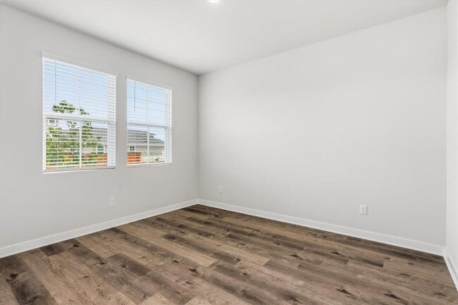 Photo - 2050 Alice Jay Wy