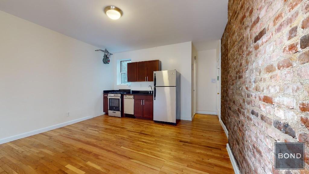 207-209 West 11th Street - 207-209 West 11th Street Apartment Unit 2D