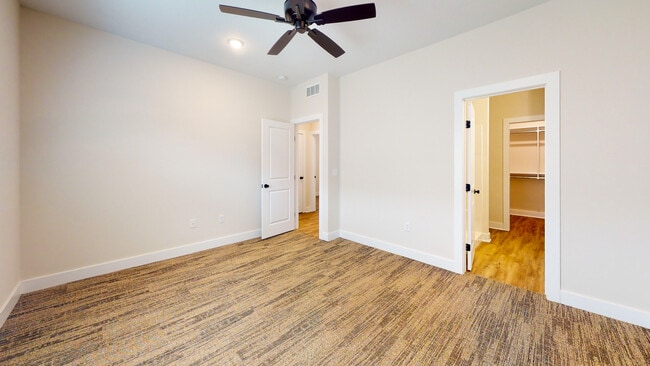Photo - 1146 N Joye St