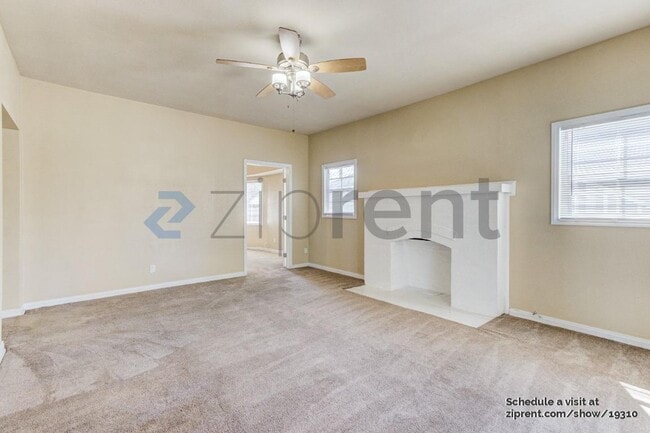 Photo - 4062 S Budlong Ave