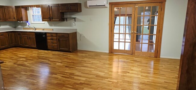 Photo - 9112 E Prospect Rd