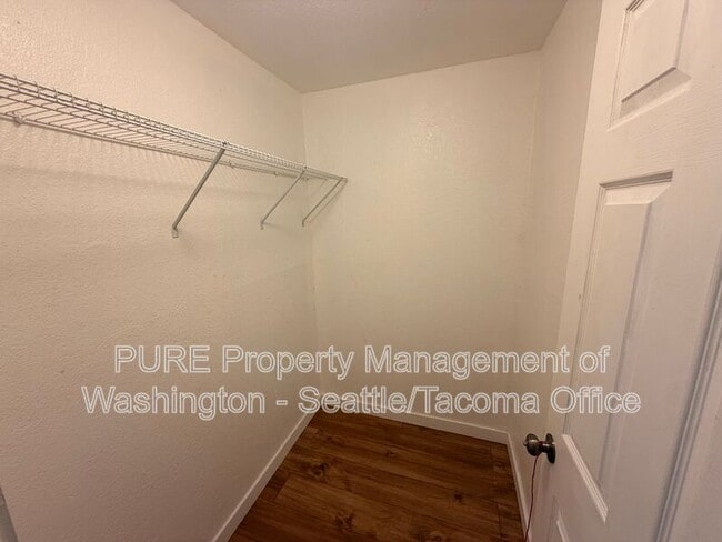 Photo - 1706 E 56th St Unit 2