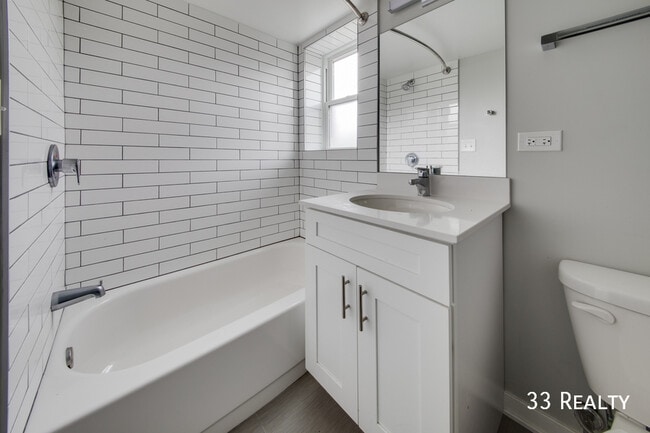 Photo - 549 W. Euclid-010 Unit 010